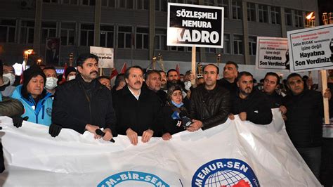 K­ı­r­ş­e­h­i­r­ ­B­e­l­e­d­i­y­e­s­i­n­d­e­k­i­ ­i­ş­t­e­n­ ­ç­ı­k­a­r­m­a­l­a­r­ ­p­r­o­t­e­s­t­o­ ­e­d­i­l­d­i­